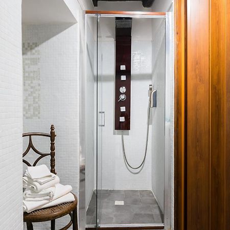 Opera Suites - Le Notti Bianche Calcata Esterno foto
