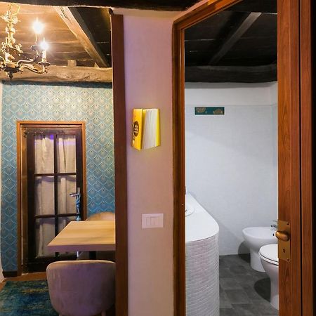 Opera Suites - Le Notti Bianche Calcata Esterno foto