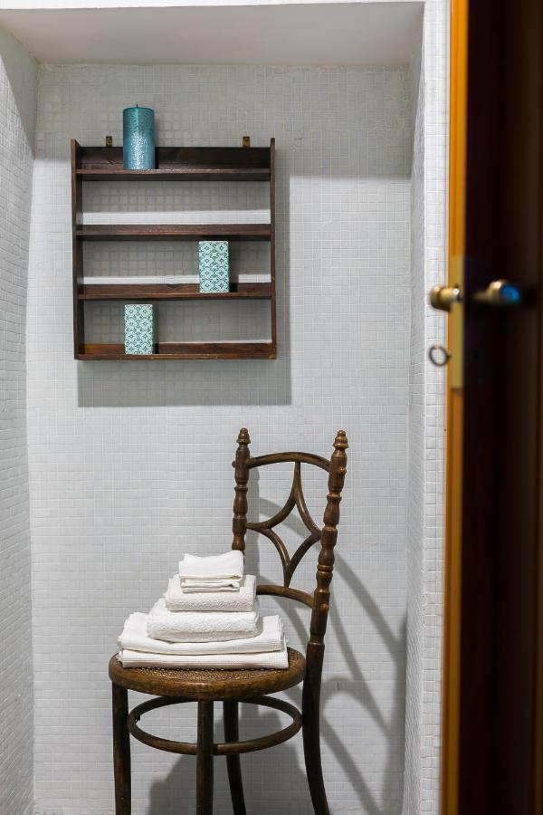 Opera Suites - Le Notti Bianche Calcata Esterno foto
