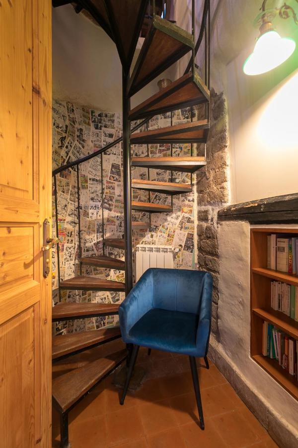 Opera Suites - Le Notti Bianche Calcata Esterno foto