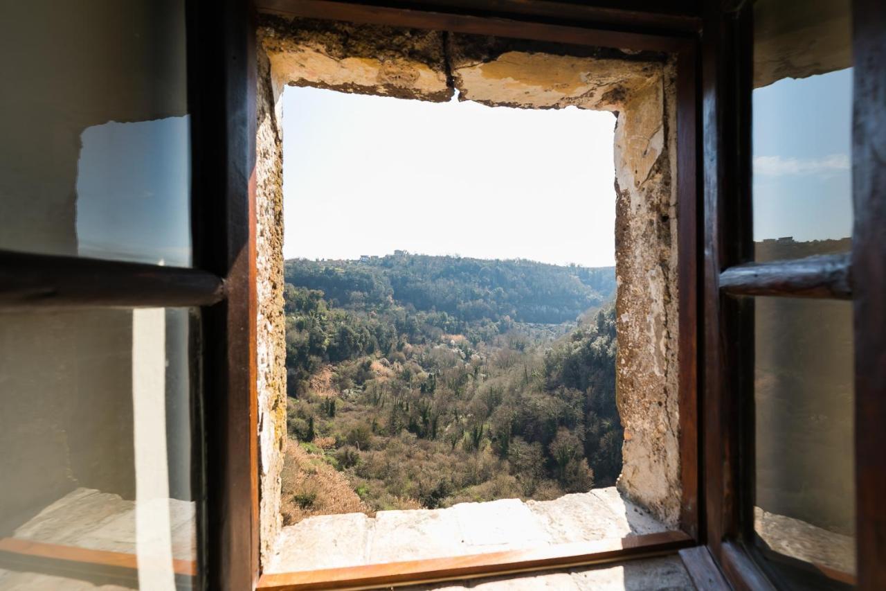 Opera Suites - Le Notti Bianche Calcata Esterno foto
