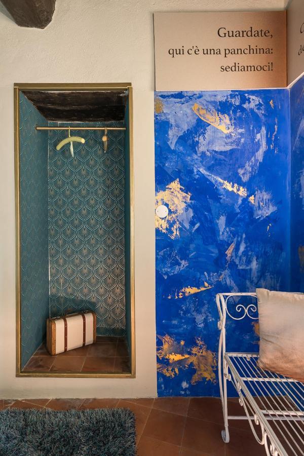 Opera Suites - Le Notti Bianche Calcata Esterno foto