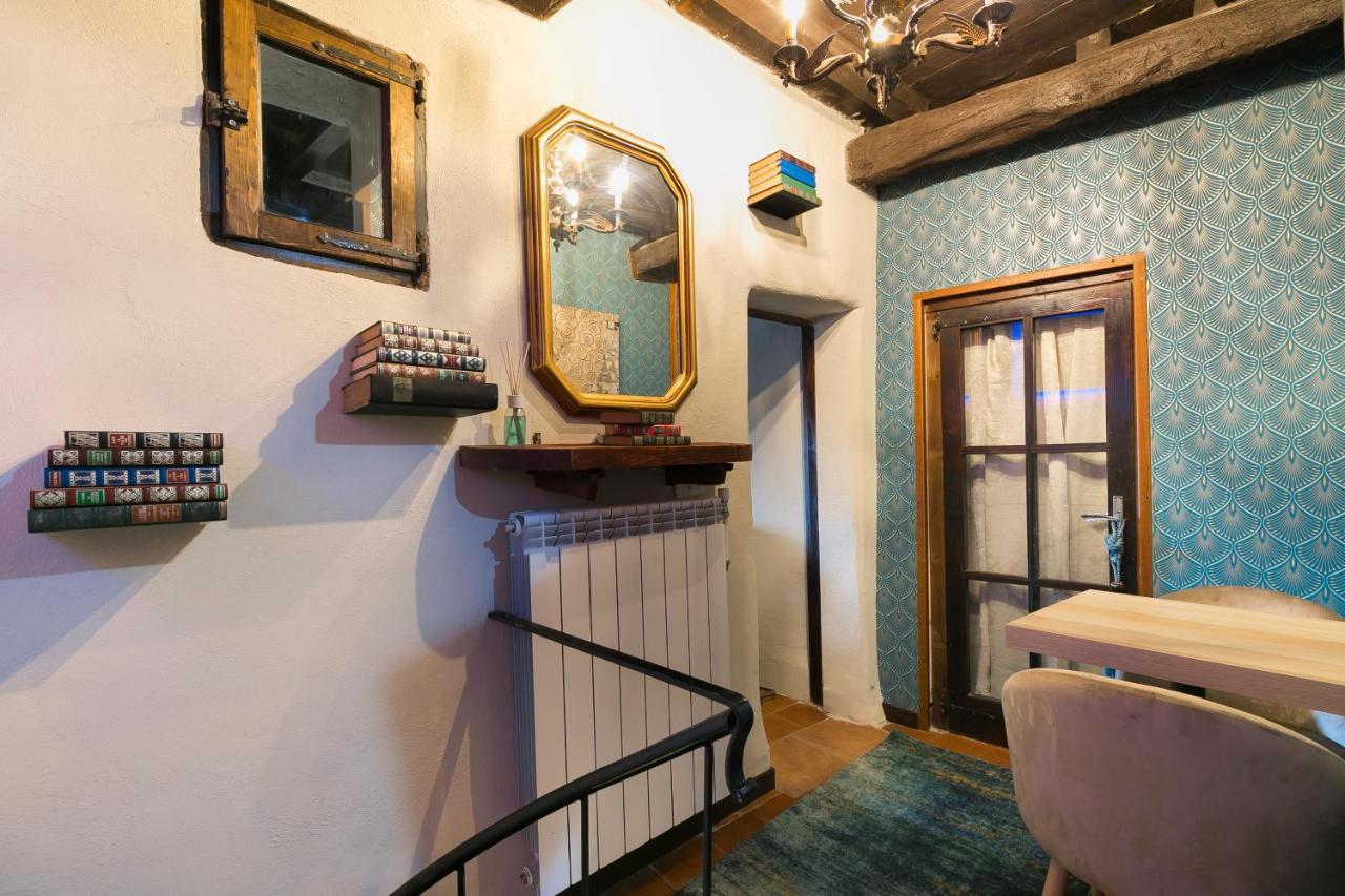 Opera Suites - Le Notti Bianche Calcata Esterno foto